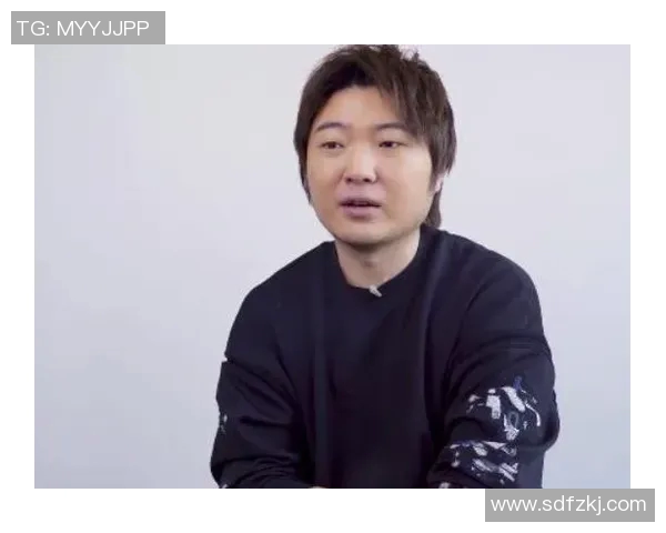 足球明星大师兄的传奇之路与青春岁月的激情碰撞